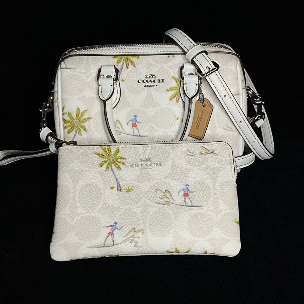 Coach Mini Rowan Hula - Picture 12 of 12